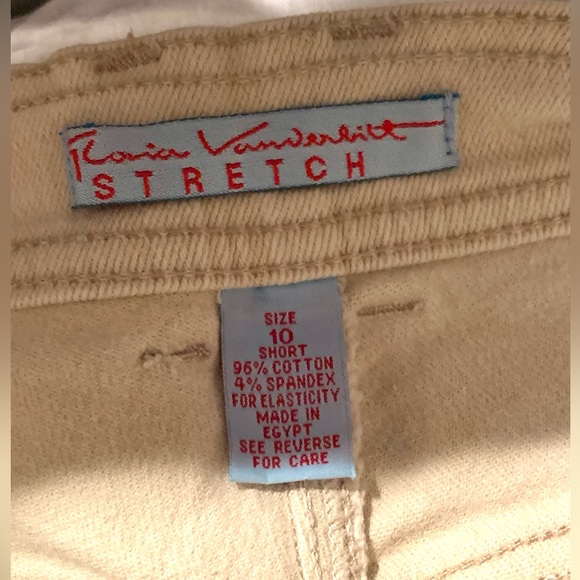 Women’s Khaki Jean Pants - Gloria Vanderbilt Stretch - Size 10 Short - Picture 2 of 2
